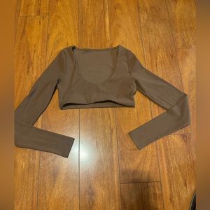 ALO Yoga Long Sleeve Cropped Ribbed Top in Brown